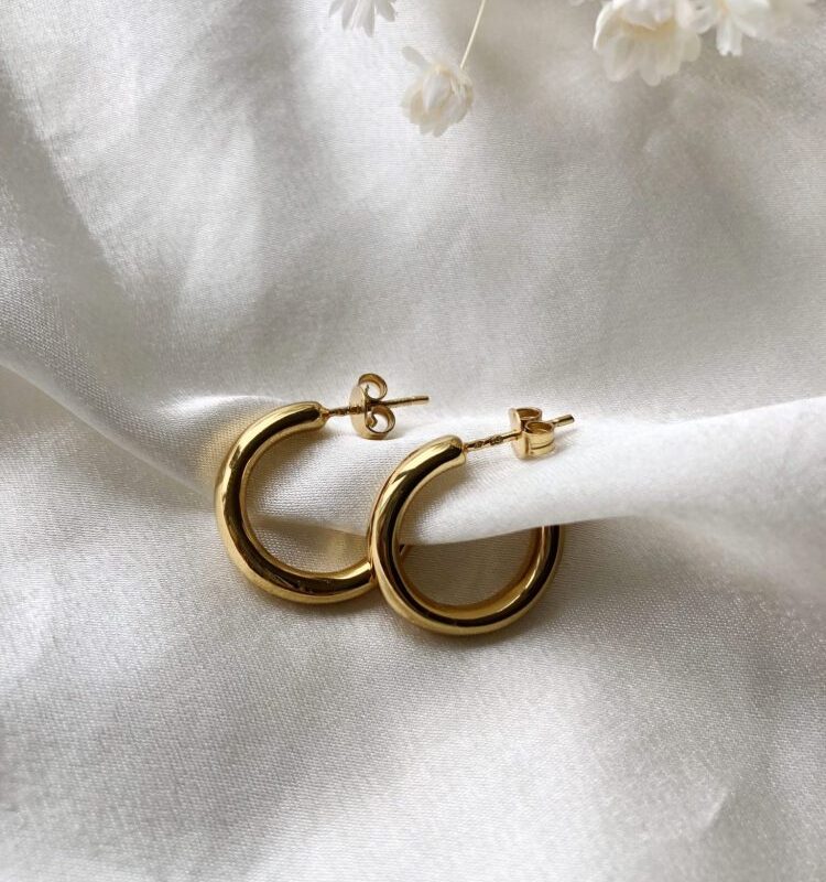 Argolas Yed Clássicas em Prata com Banho de Ouro 24K