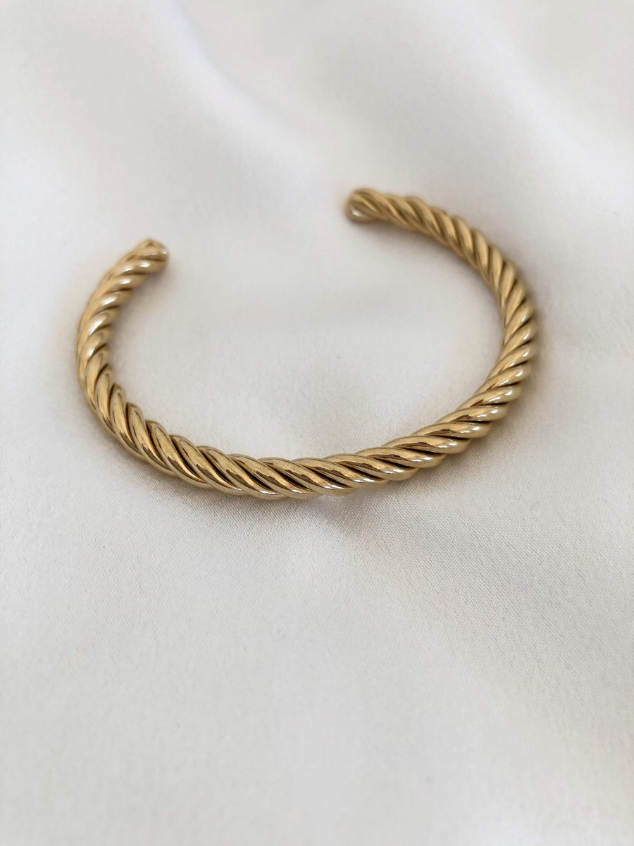 Pulseira em Aço Dourada Torcida