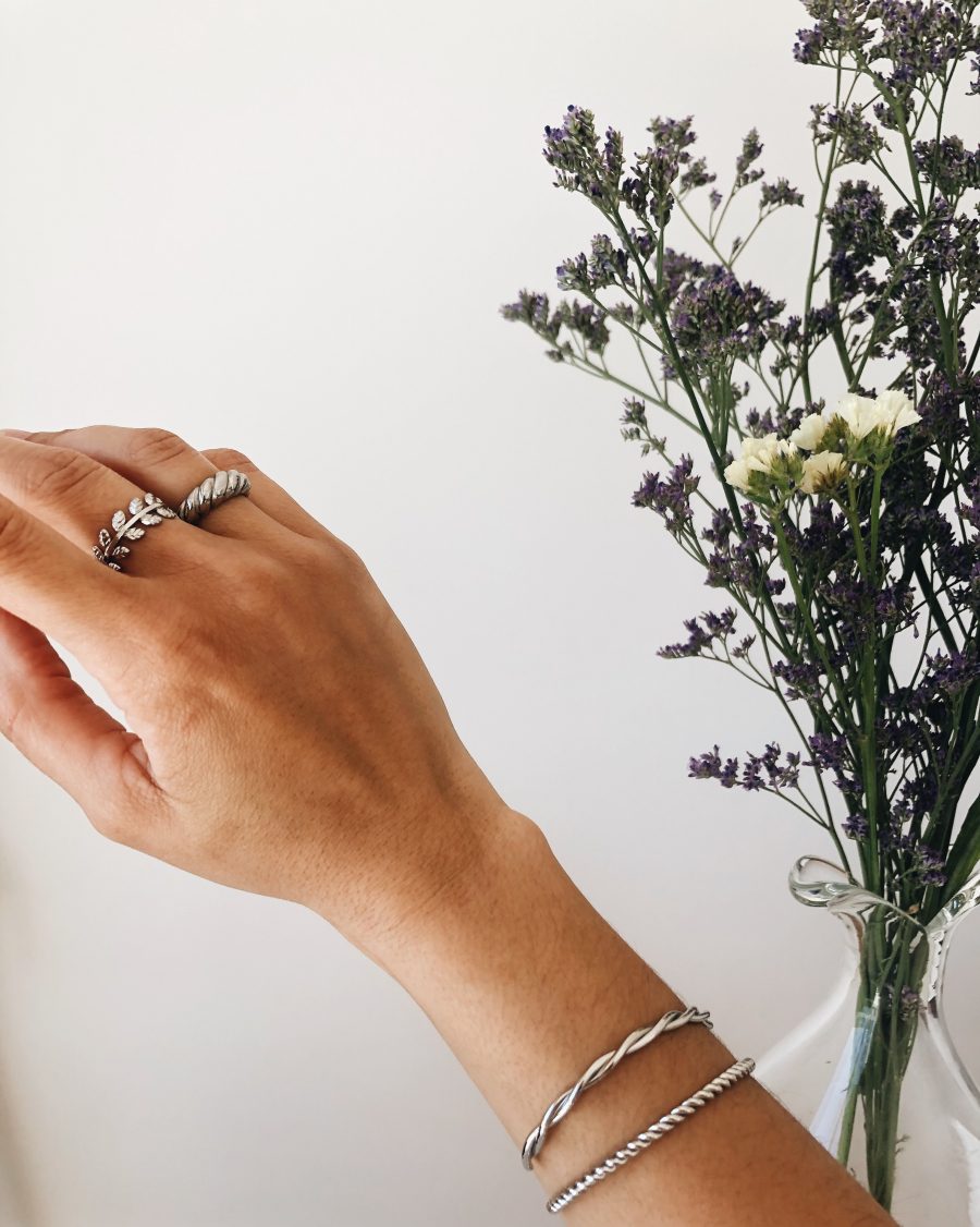 pulseiras em aço