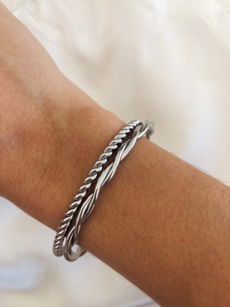 Pulseira Prateada em Aço Entrelaçada Fininha