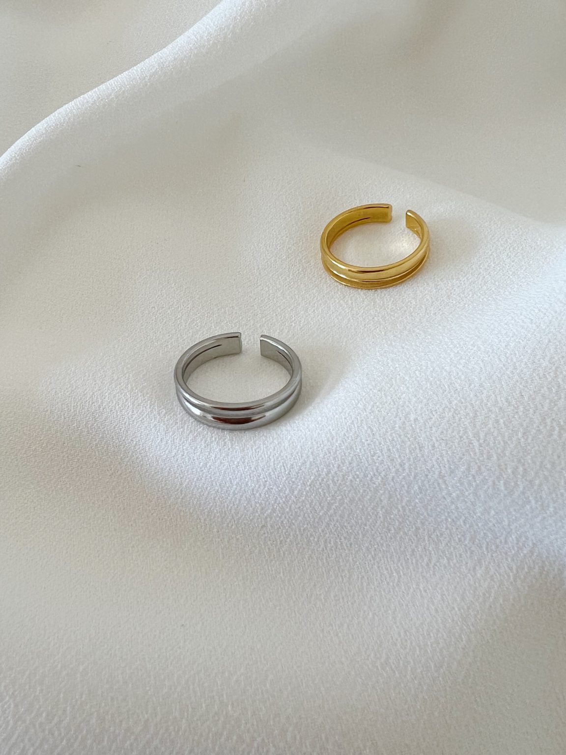 Anel em Aço Dourado Minimalista Duplo Fininho
