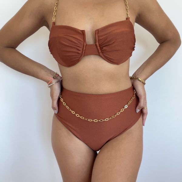 Biquini Concha Castanho com Correntes e Cueca Subida