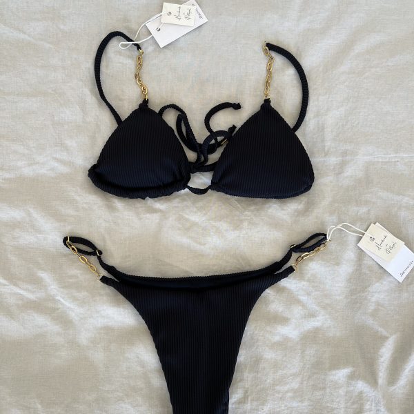 Biquini Preto com Textura Triangular com Correntes e Cueca Cavada