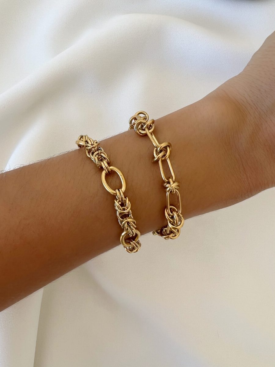 Pulseira em Aço Dourado Contemporâneo com Nós na Malha