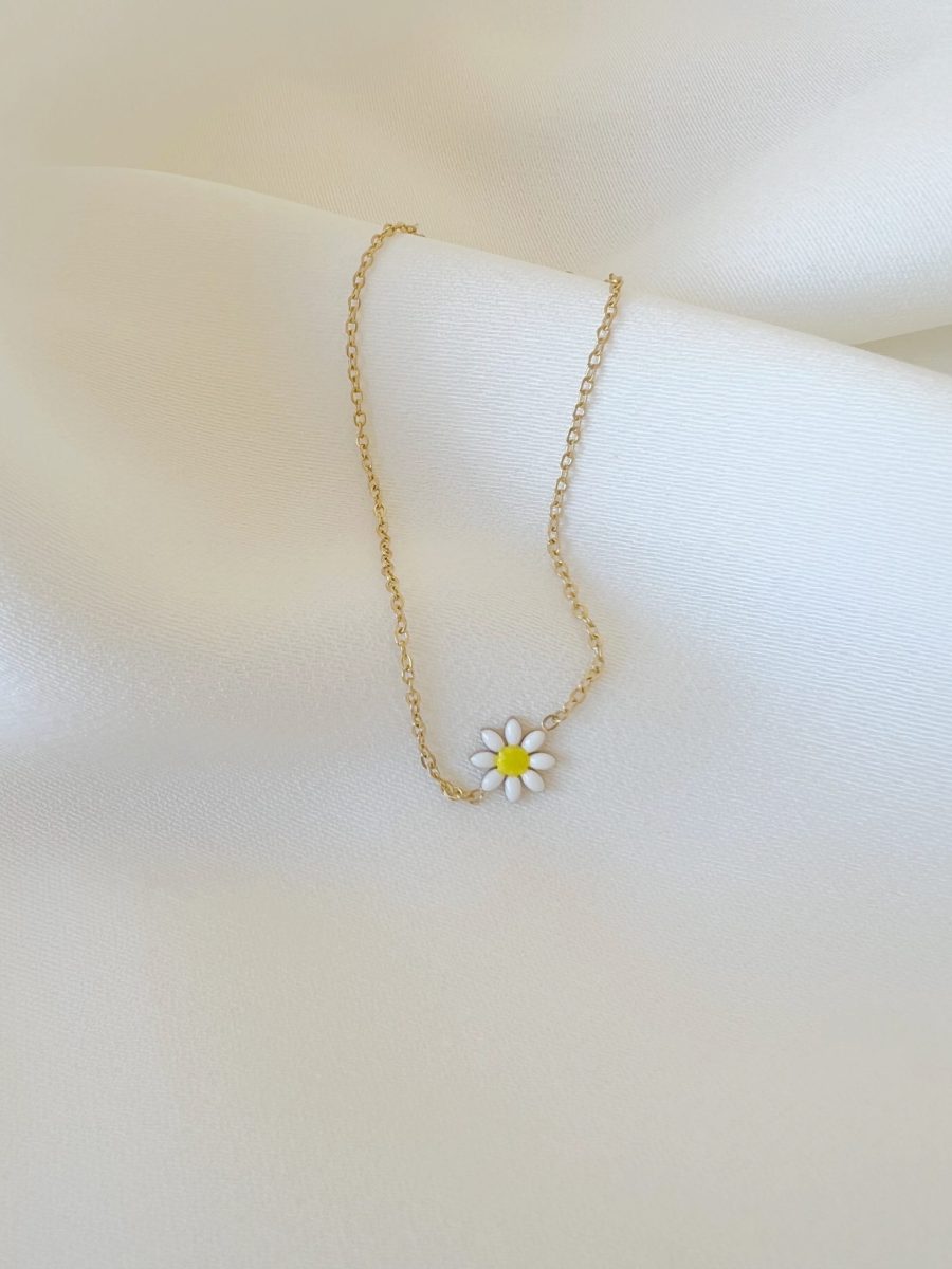 Pulseira em Aço Dourada com Margarida
