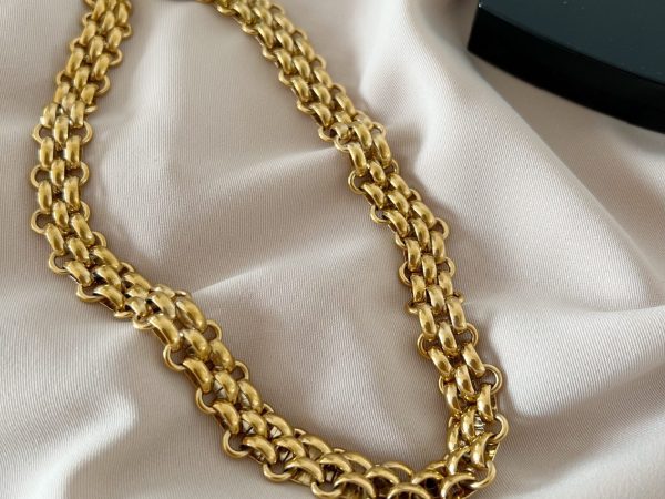 Colar em Aço Dourado Celina