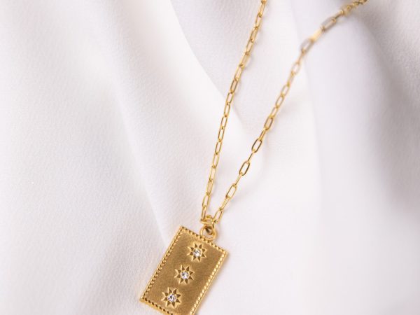 Colar em Aço Dourado com Pendente Rectangular e Zircónias