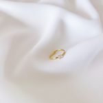 Anel em Aço Dourado Ajustável com Brilhante