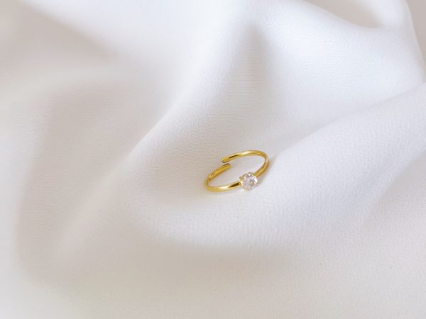 Anel em Aço Dourado Ajustável com Brilhante