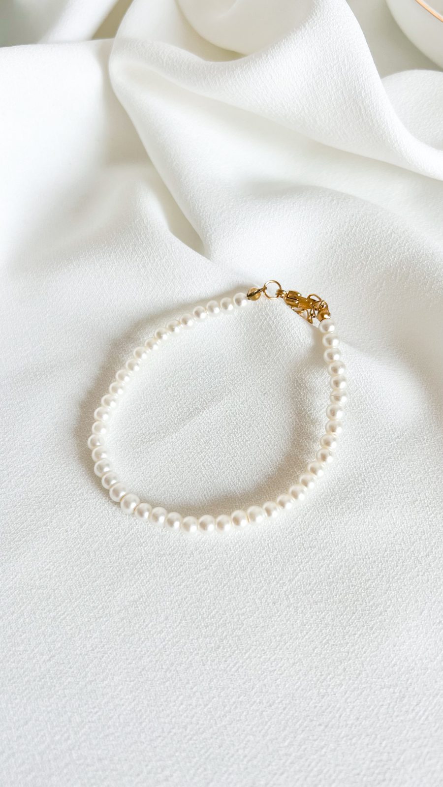 Pulseira em Aço com Pérolas